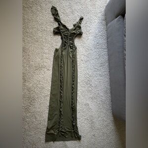 Fashion Nova Can’t Compare Maxi Dress